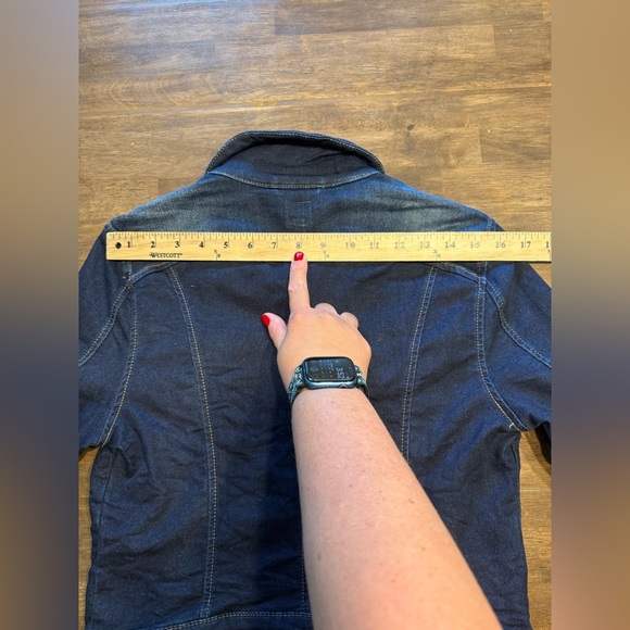 JAG Jean Jacket Women’s SZ S Dark Denim Button Front Closure Pockets Collared - Picture 11 of 11